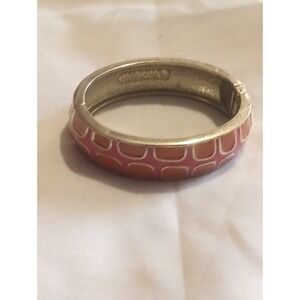GOLD AND PINK HINGED BANGLE BRACELET